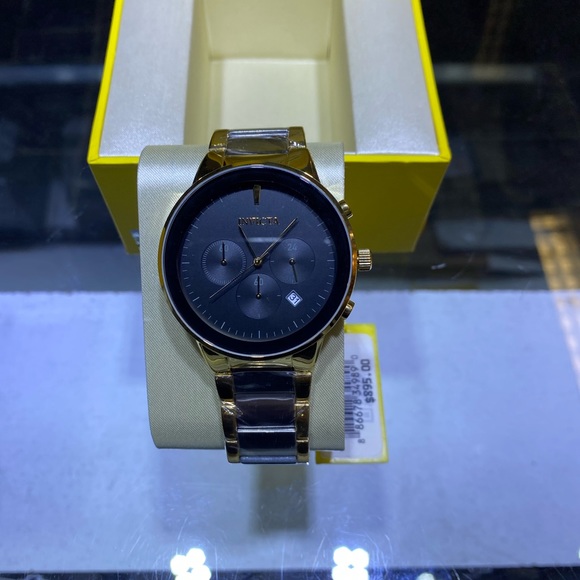 Watch - Picture 2 of 3